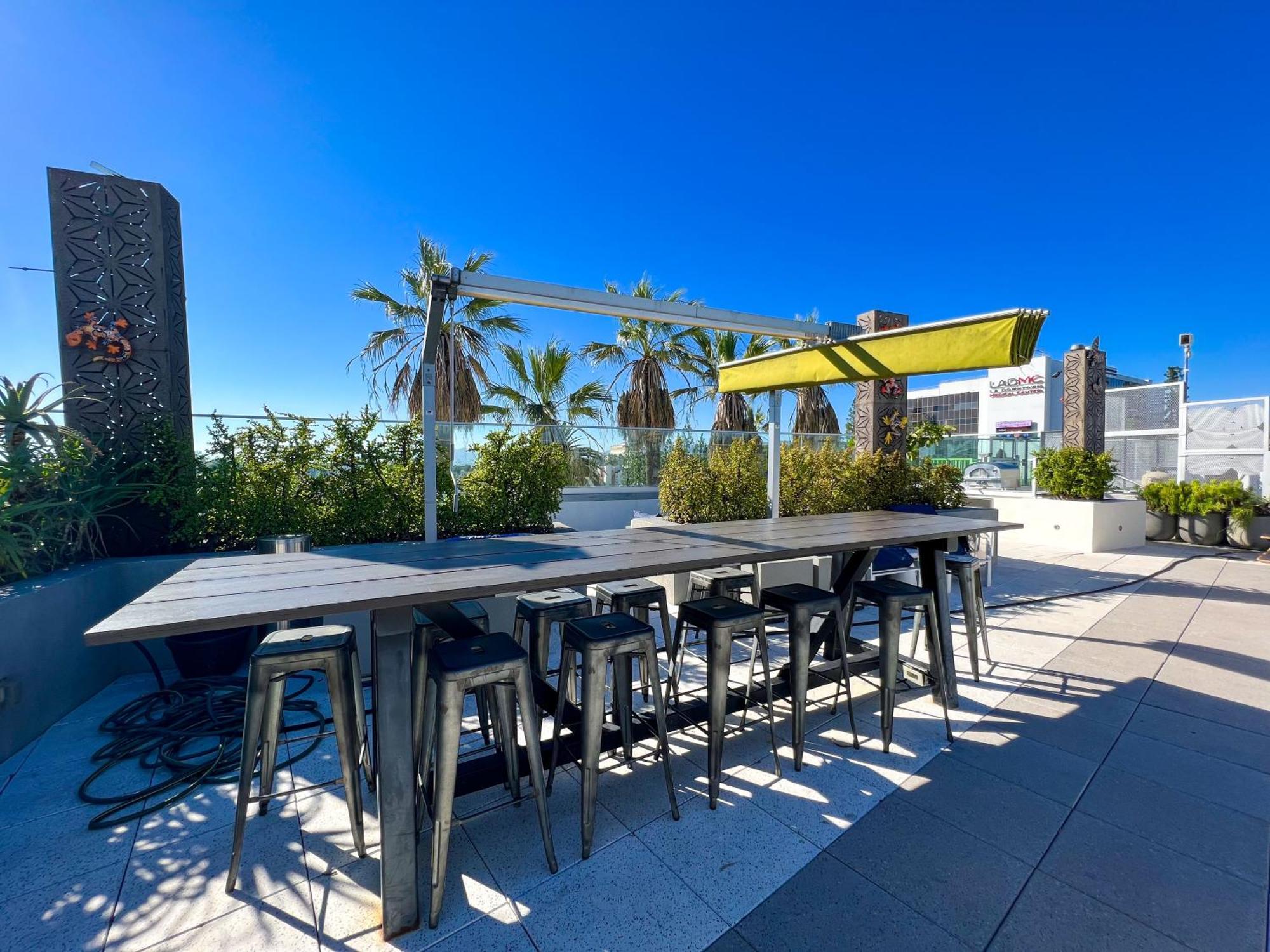 Luxury La Penthouse Prime Location Min From Hollywood And Downtown — Photos 2