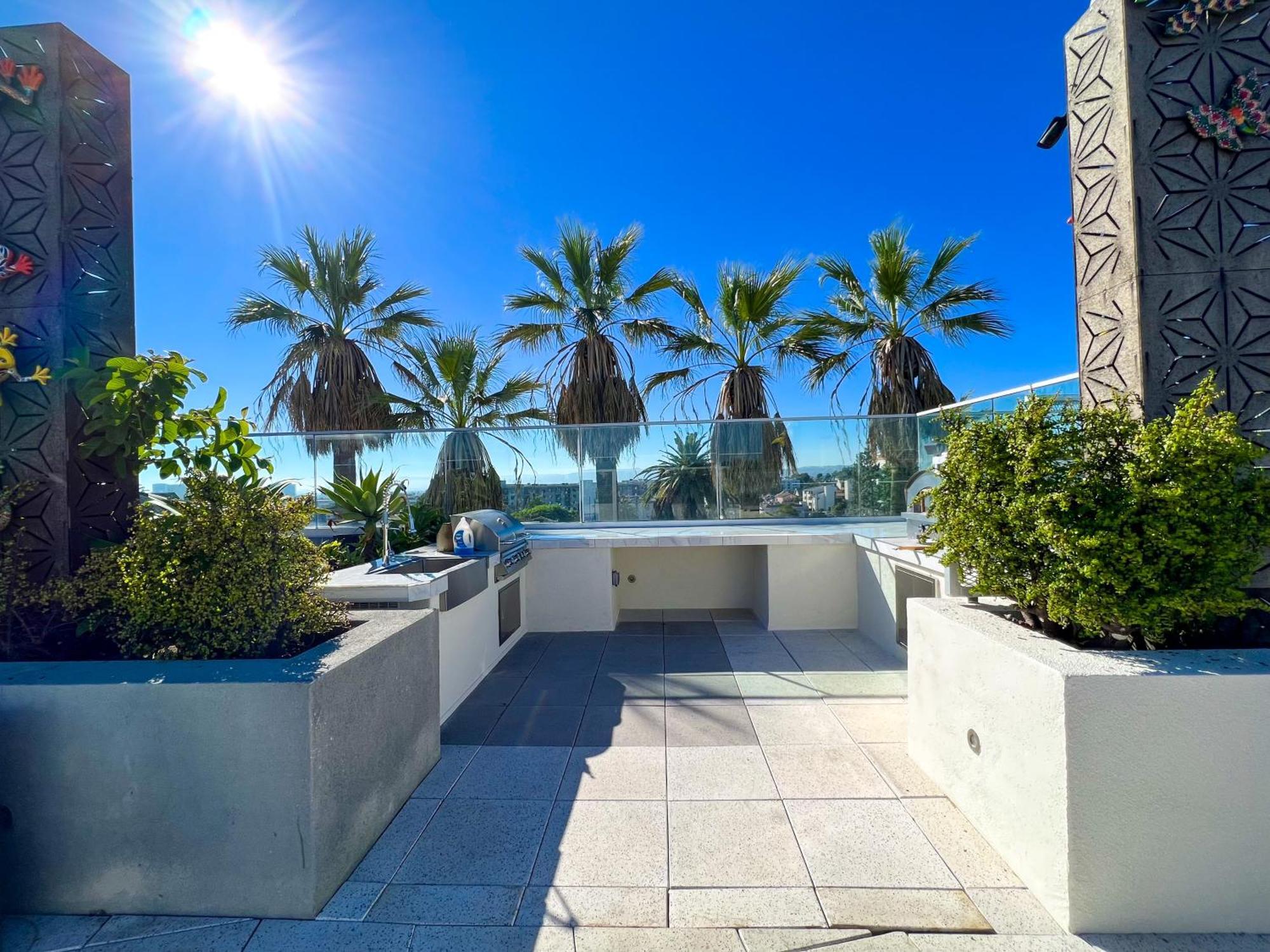 Luxury La Penthouse Prime Location Min From Hollywood And Downtown, Los Angeles